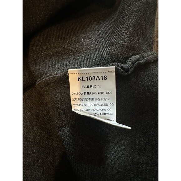 Molly Bracken NWT Gray Scalloped Edge Knit Skirt Size M/L - Picture 4 of 7